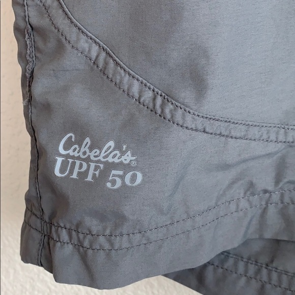 Cabela’s Casuals Gray Nylon Cargo Shorts Women's Size: Size 4 - Picture 2 of 9